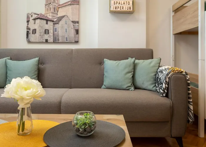 Appartement Imperium Ii - Beachfront Znjan