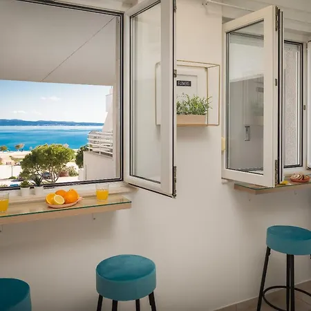 Imperium Ii - Beachfront Znjan Split