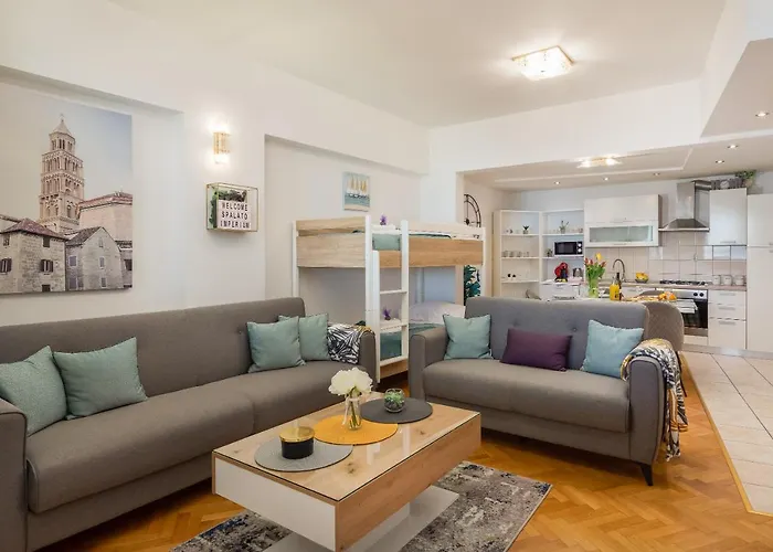 Appartement Imperium Ii - Beachfront Znjan