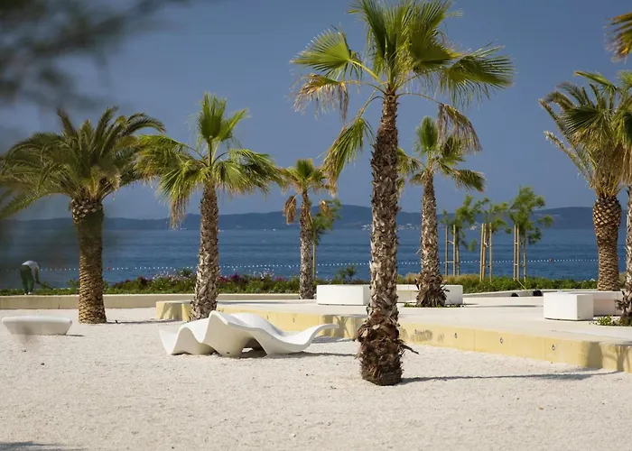 Appartement Imperium Ii - Beachfront Znjan Split