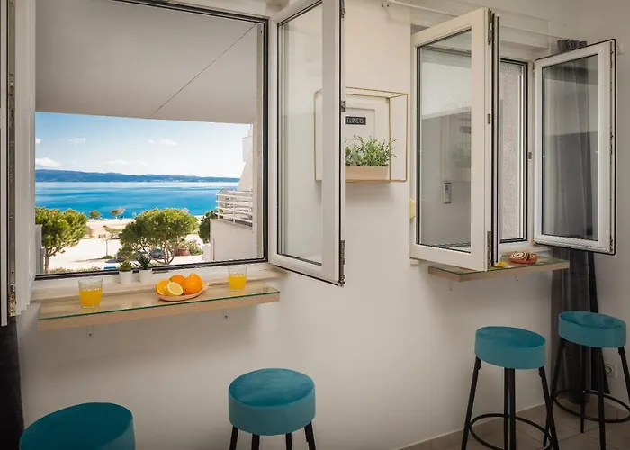 Imperium Ii - Beachfront Znjan Split